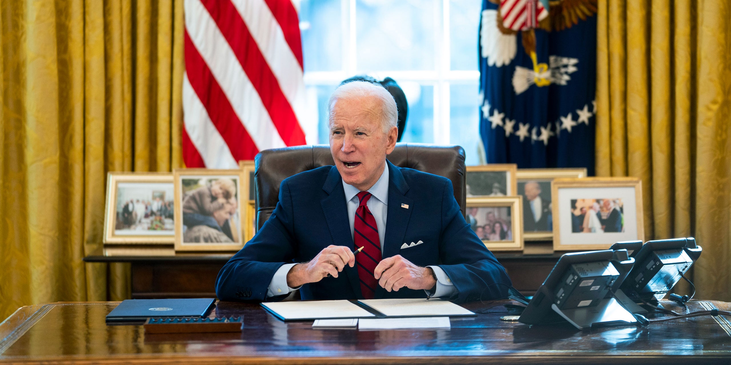 Biden Signing Executive Order 4367